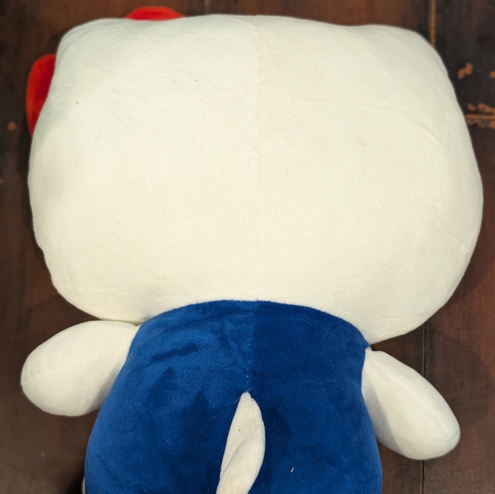 Large Hello Kitty Plush - Picture 3 of 8